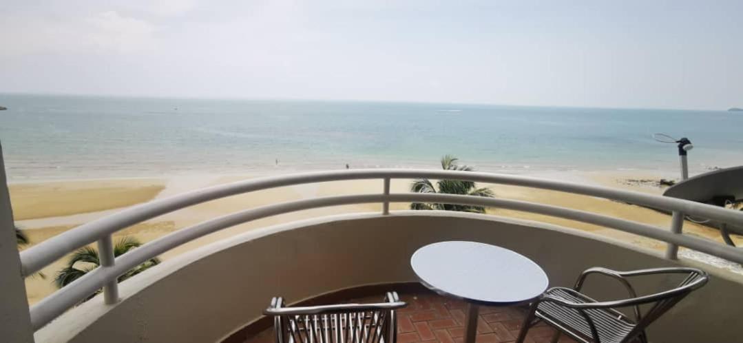 Apartment Tanjung Tuan Regency - Hermis Theme 1 Car Park *